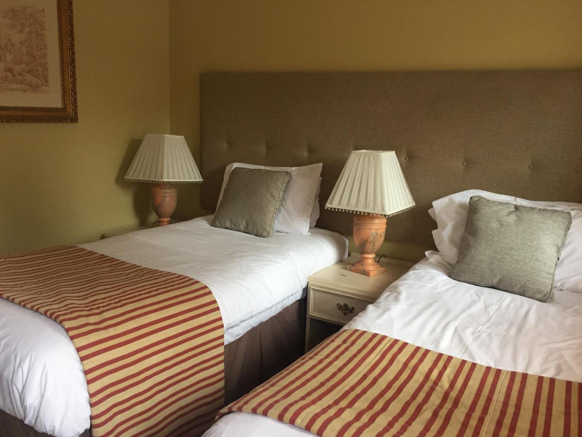 Готель The Bedingfeld Arms Oxborough Екстер'єр фото