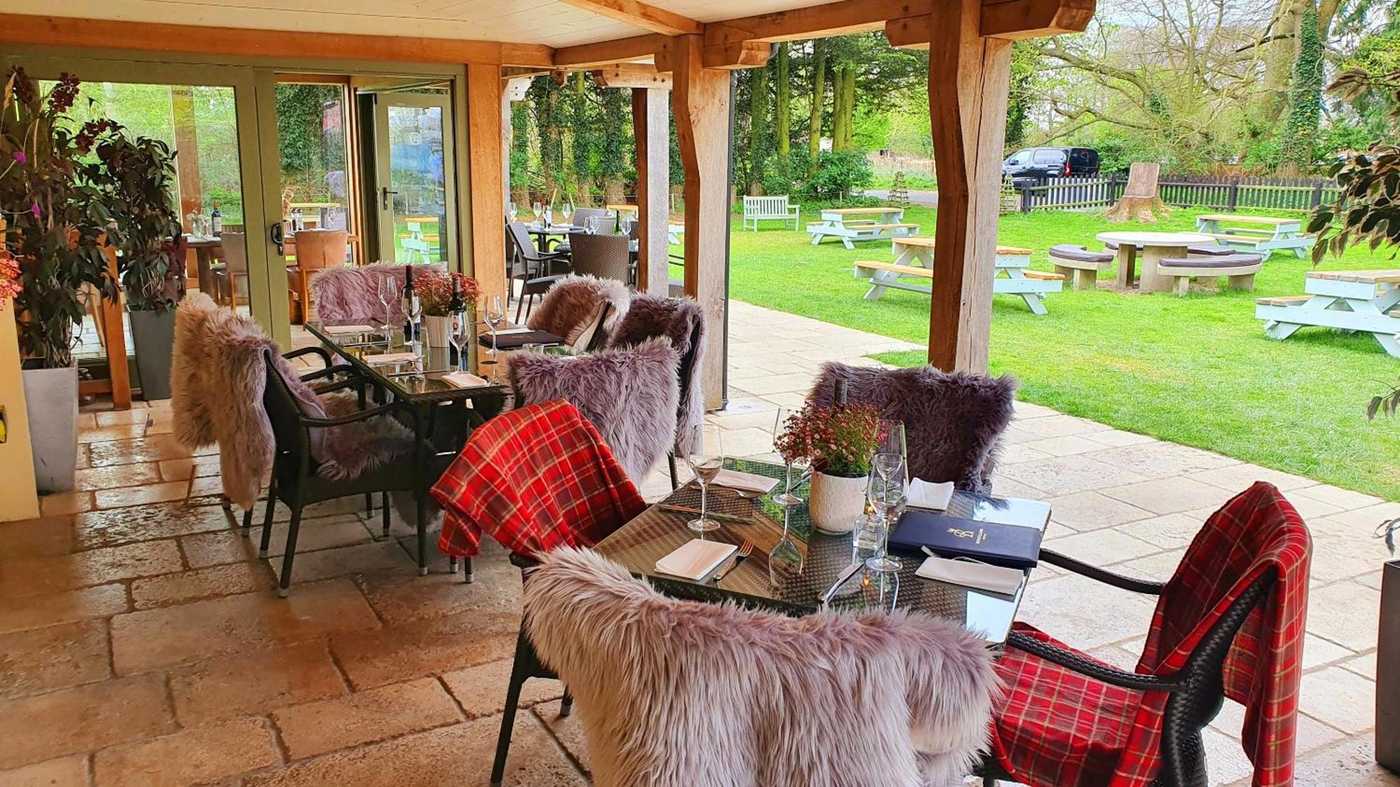 Готель The Bedingfeld Arms Oxborough Екстер'єр фото